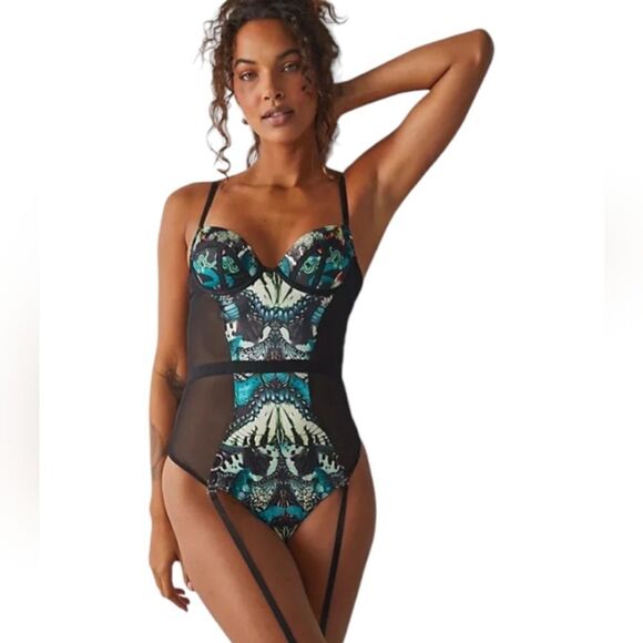 NWT Thistle and Spire Menagerie Bodysuit Tourmaline Butterfly Blue Satin XS - Picture 1 of 13